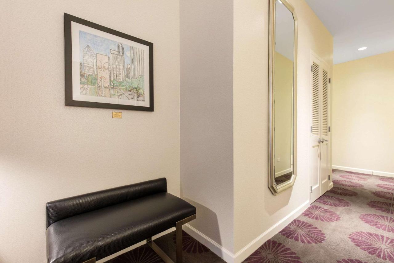 เดอะ ชิคาโก โฮเทล คอลเลคชัน แมกนิฟิเซนต์ ไมล์ Hotel ภายนอก รูปภาพ